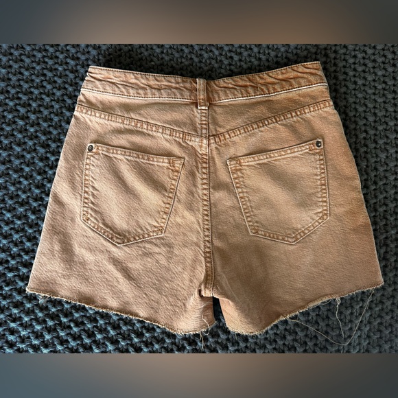 Anthropologie Pilcro denim shorts. - Picture 2 of 3